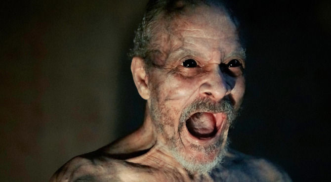 It Comes at Night: la paura trasforma gli uomini in mostri nel trailer  dell'horror psicologico- Film.it