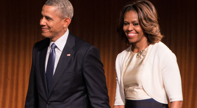 Obama produttore, tratta show su Netflix Obama produttore, tratta show su Netflix