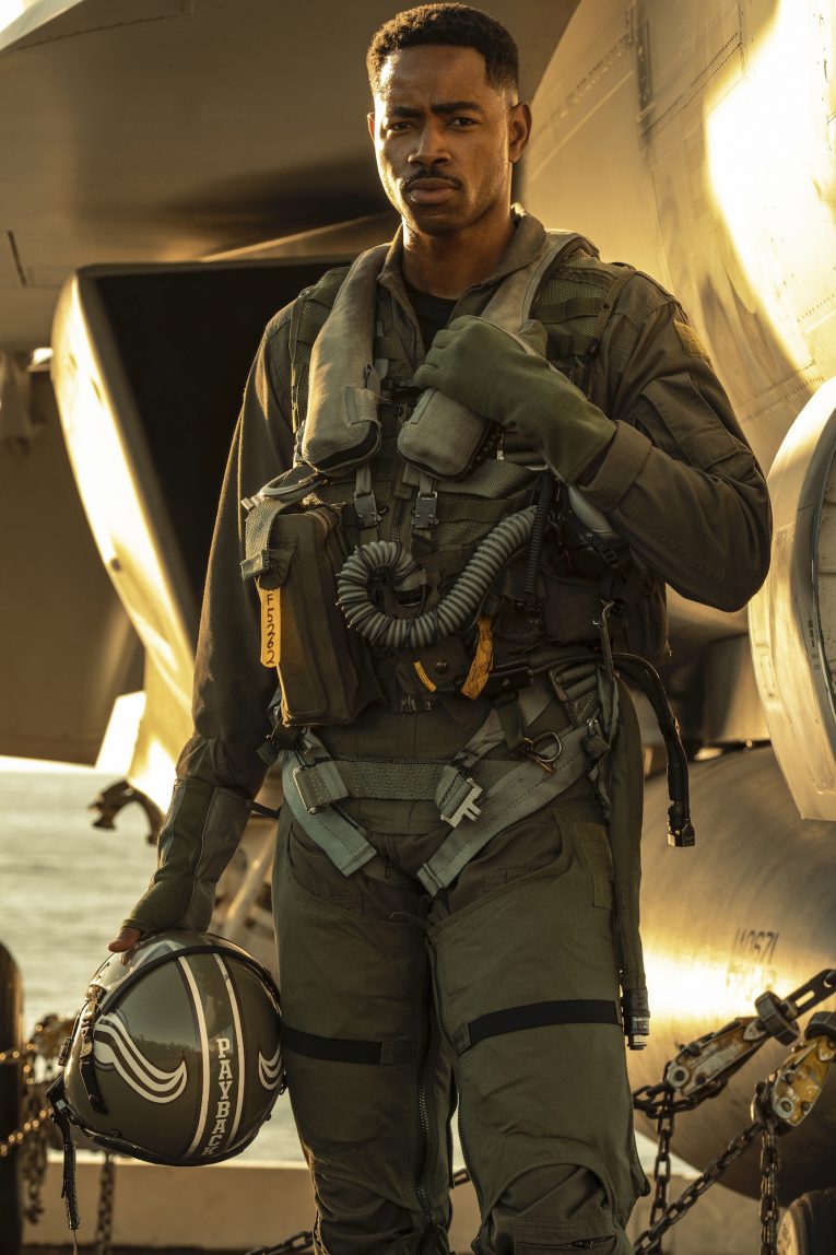 Top Gun: Maverick, nuove foto per conoscere i piloti che voleranno con Tom  Cruise- Film.it